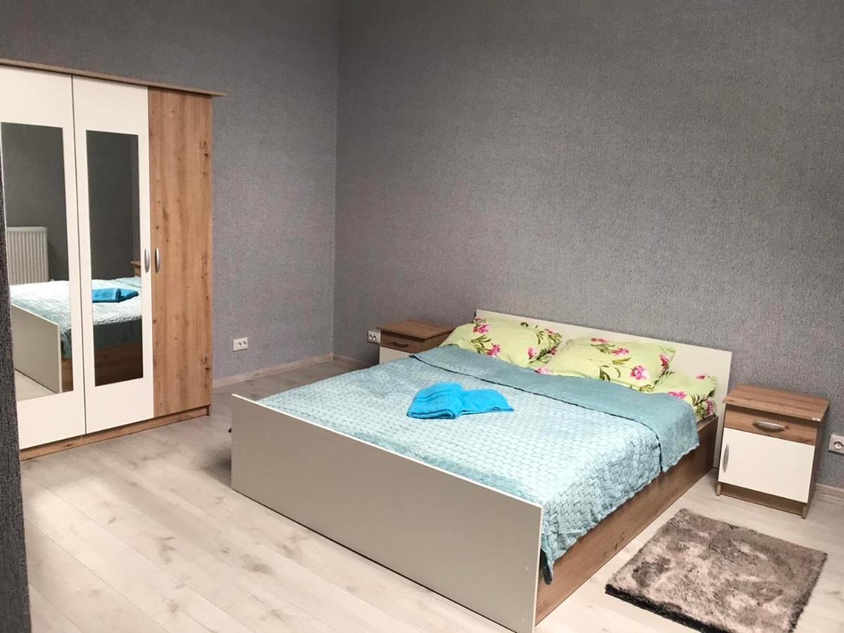 Hotel Катерина à Chynadiyovo Extérieur photo